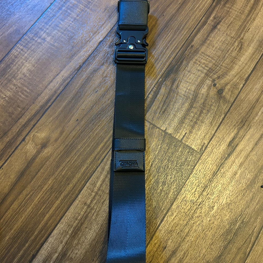 Black Cincha Luggage Strap